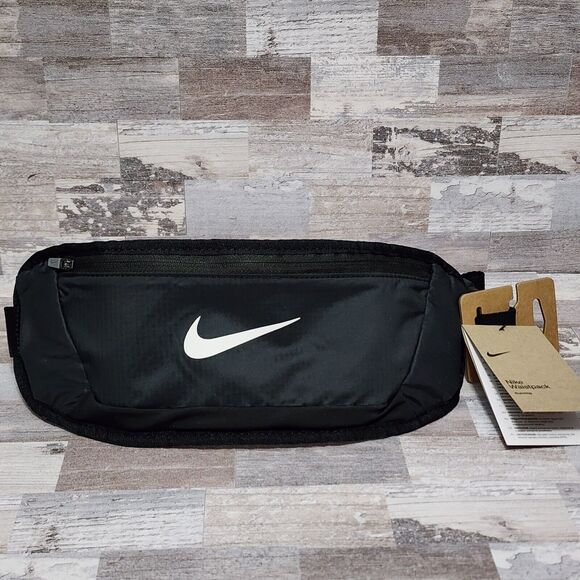Nike Challenger Waist Fanny Pack Large 1 Liter Running Outdoor Mesh Back Black - Picture 1 of 10